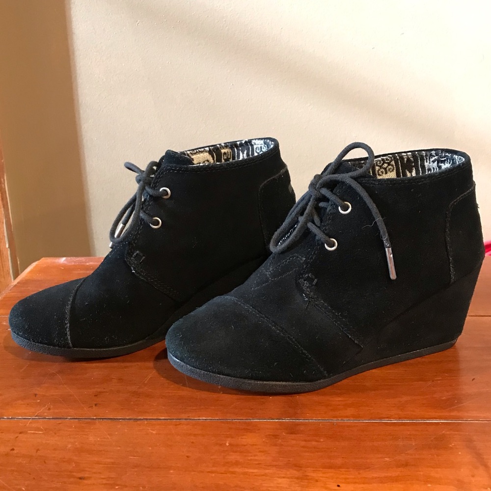 Toms Black Suede Desert Wedges